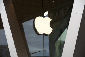 What Apple’s Formula 1 play says about sports rights